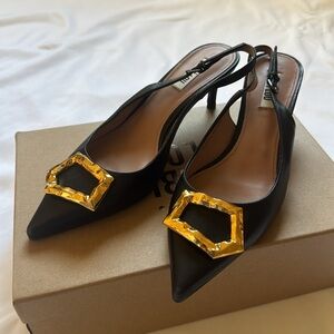 BiBi Lou Black and Gold Broach Kitten Slingback heel size 38